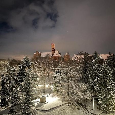 Апартаменты Apartament Z Widokiem Na Zamek Gn Мальборк Экстерьер фото